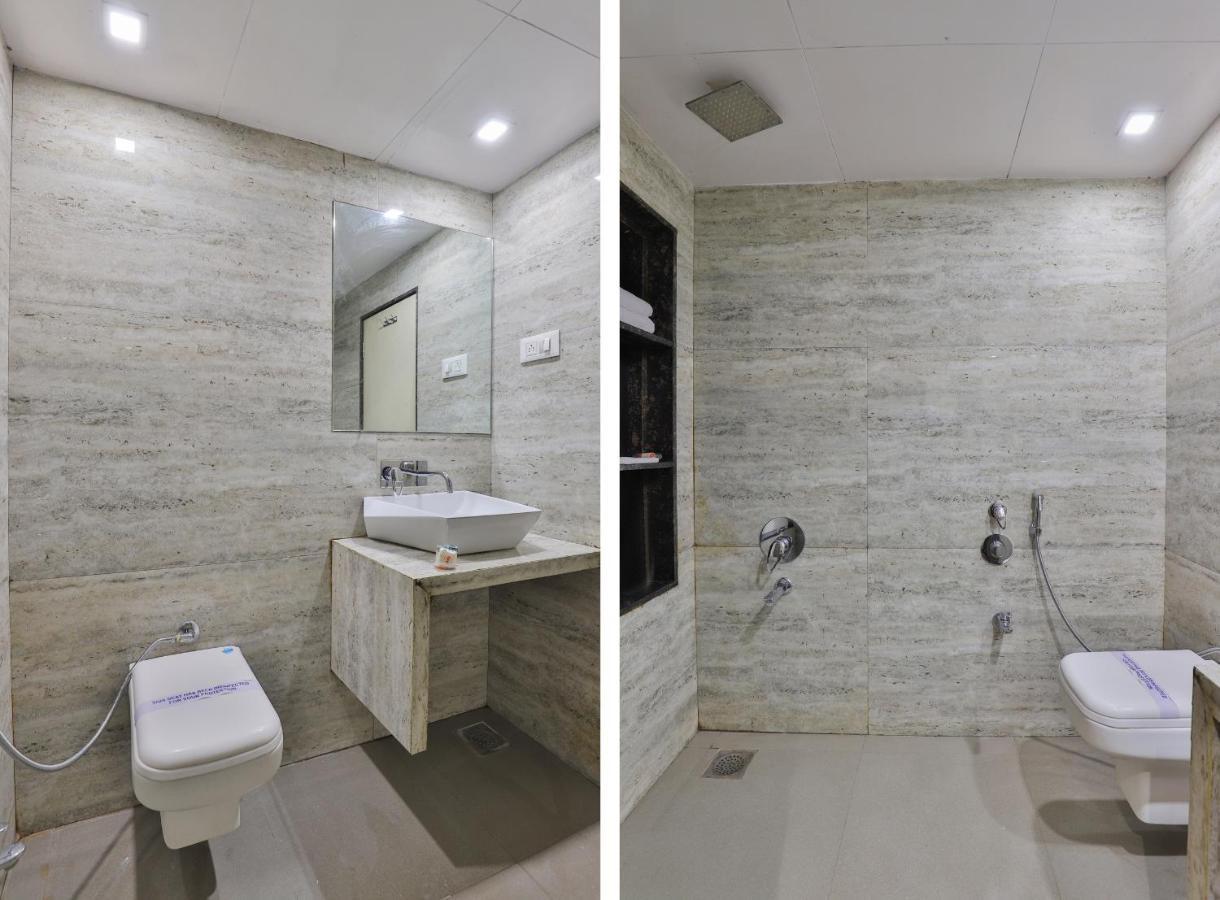 Oyo 1389 Hotel Relax Inn Surat Exterior photo